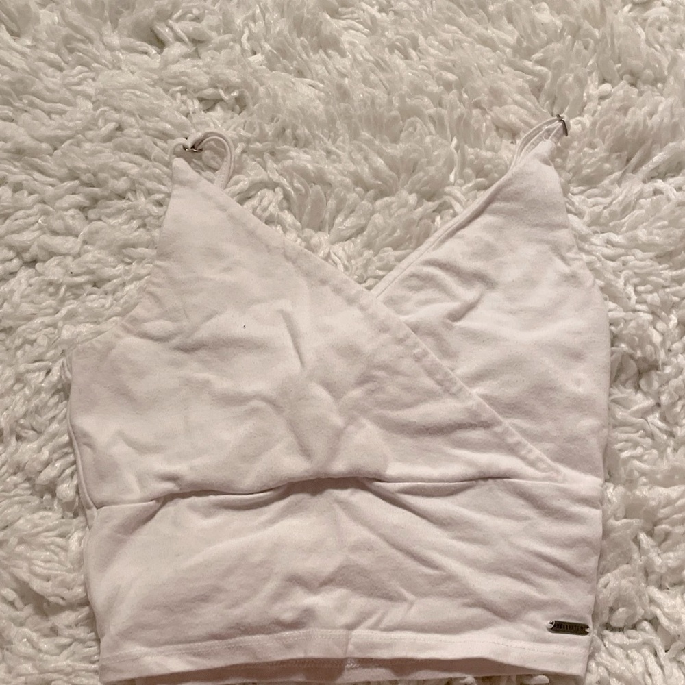 White Hollister top